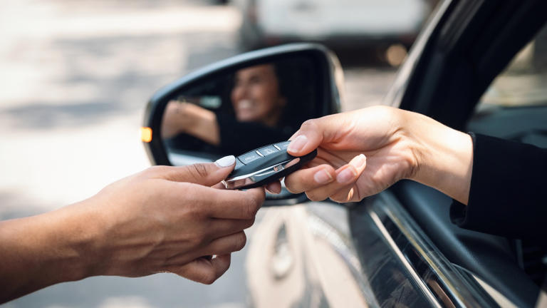 rent_a_car_high_quality_0023_768w